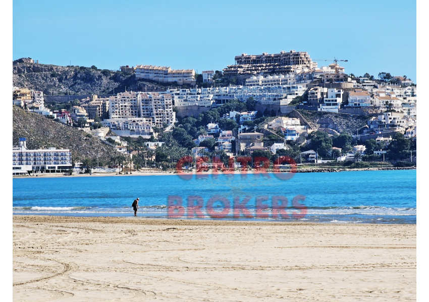 Apartament 100 m od plaży z licencją na wynajem  w Cullera, Walencja